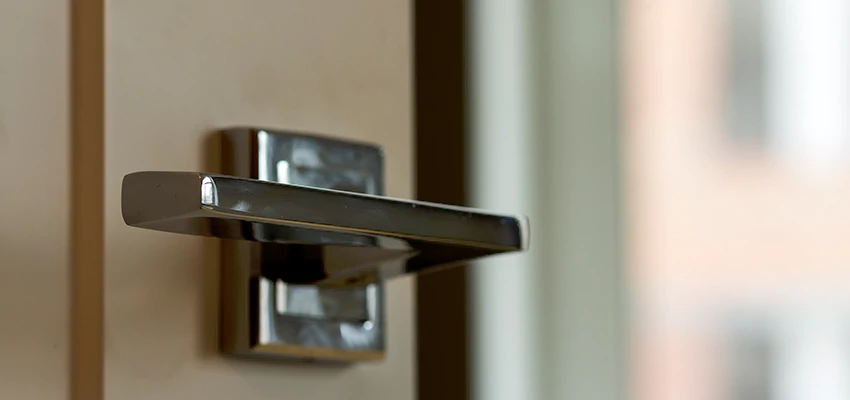 Door Lever Knob Repair in Streamwood, Illinois