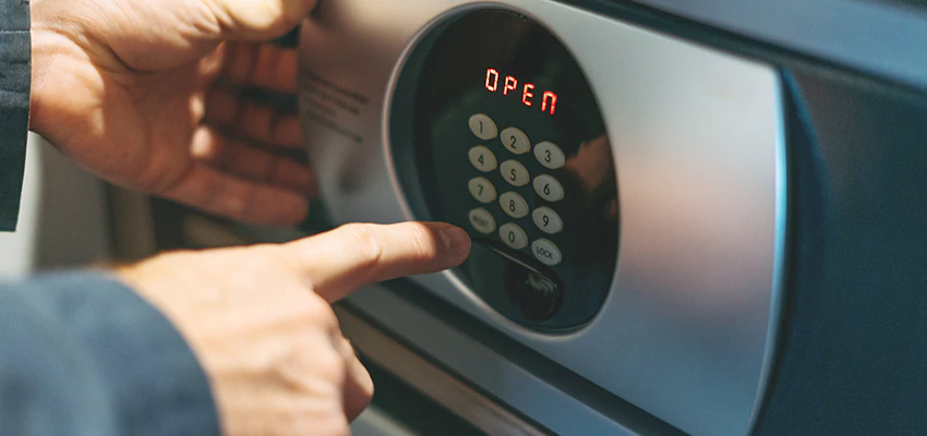 Cash Safe Openers in Streamwood, Illinois