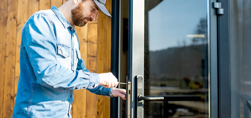 Frameless Glass Storefront Door Locks Replacement in Streamwood, IL