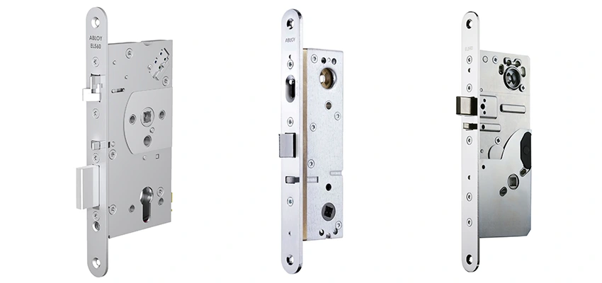 ASSA-Abloy Locks Hinge Repair in Streamwood, Illinois