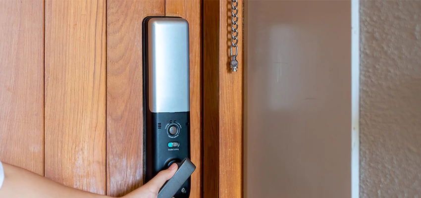 Home Security Electronic Locks Upgrades in Streamwood, IL