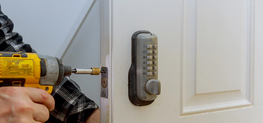 Digital Locks For Home Invasion Prevention in Streamwood, IL